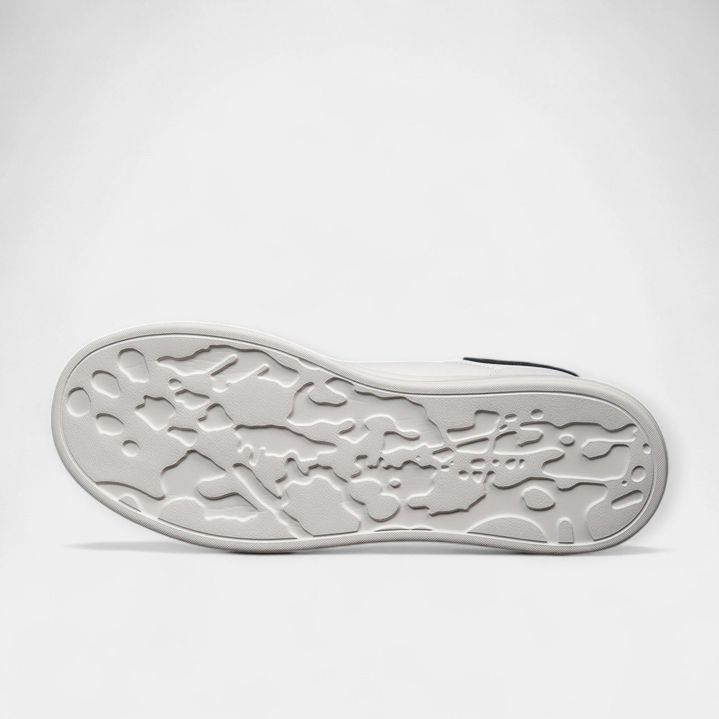 Бели Кожени Спортни Обувки