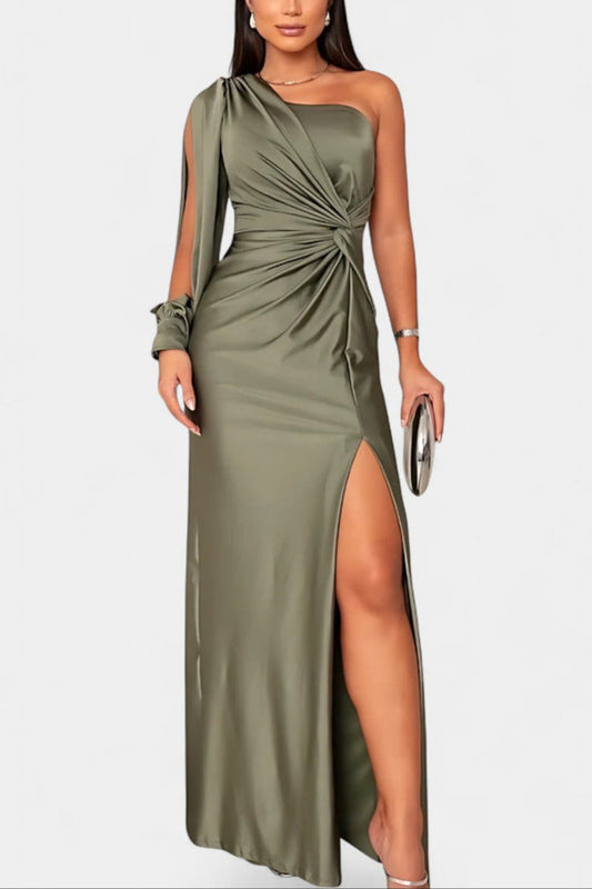 Габриела Асиметрична Рокля с Драпиране на Едно Рамо