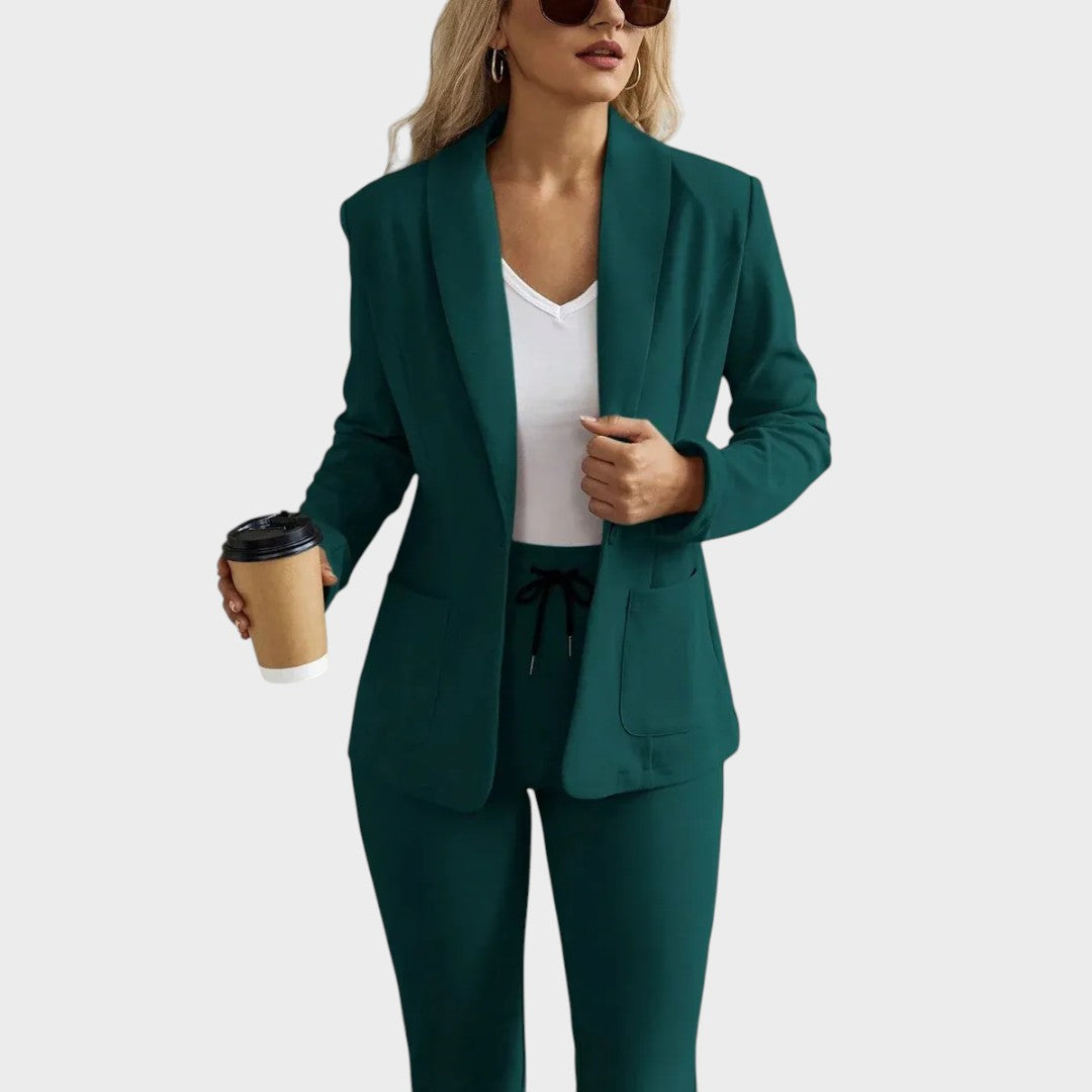 Милойка – Мек Приспособен Костюм