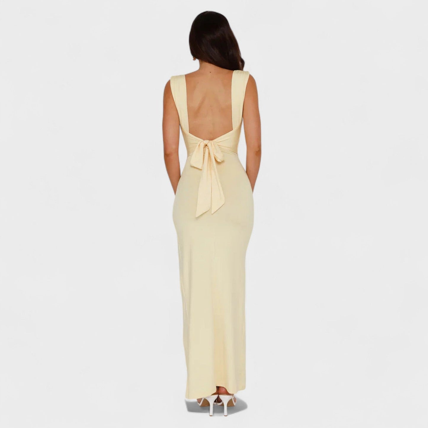 Констанца - Дълга рокля с открит гръб