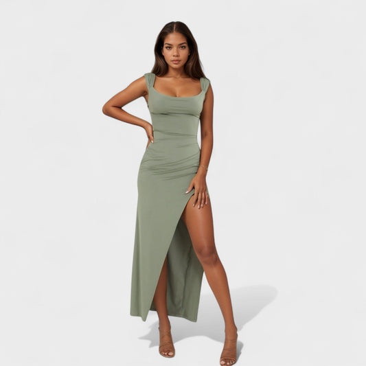 Констанца - Дълга рокля с открит гръб