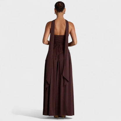 Хана - Дълга рокля с изискан дизайн