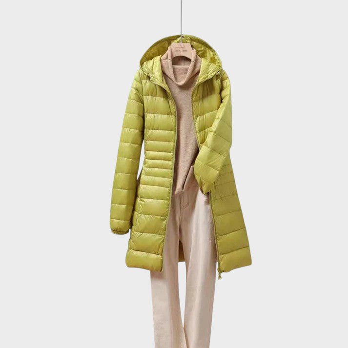 Корнелия - Лека Пухена Якета