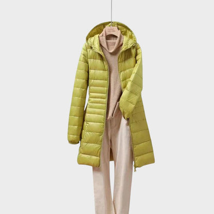 Корнелия - Лека Пухена Якета