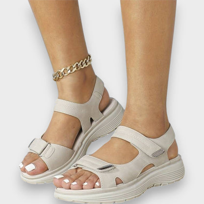 Иванка - Ортопедични сандали