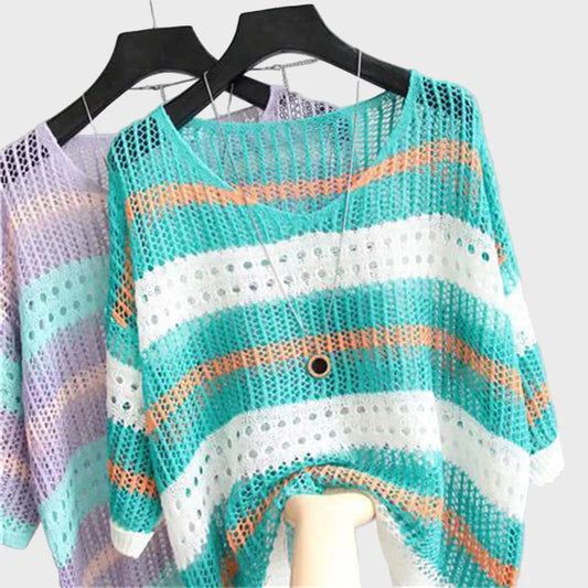 Лек Плетен Топ с Отвори