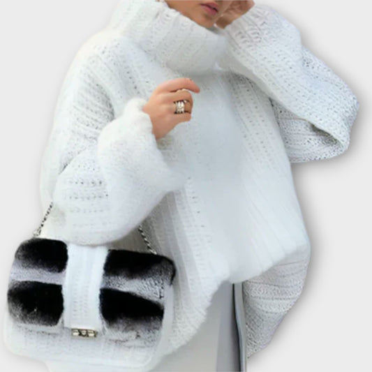 Полина - Мека дамска блуза с дълги ръкави и качулка