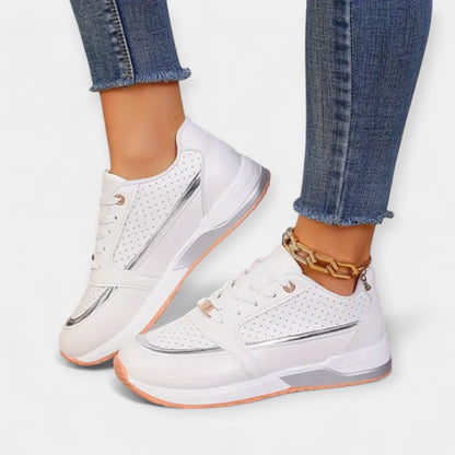 Спортни обувки