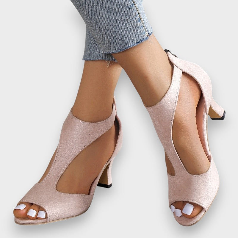 Чай - Обувки