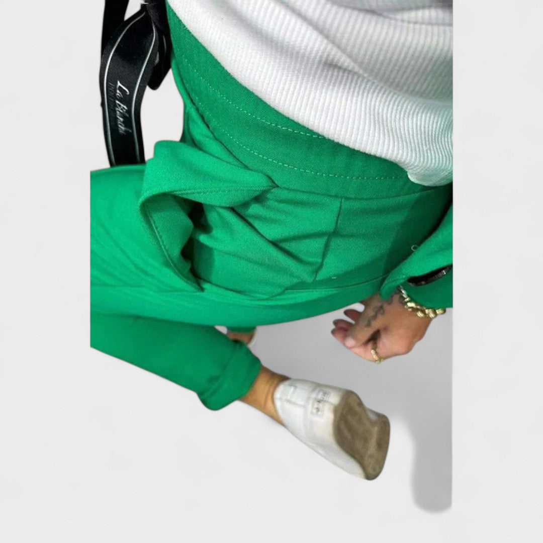 Ника – Персонализиран комплект: мек сако и широки панталони