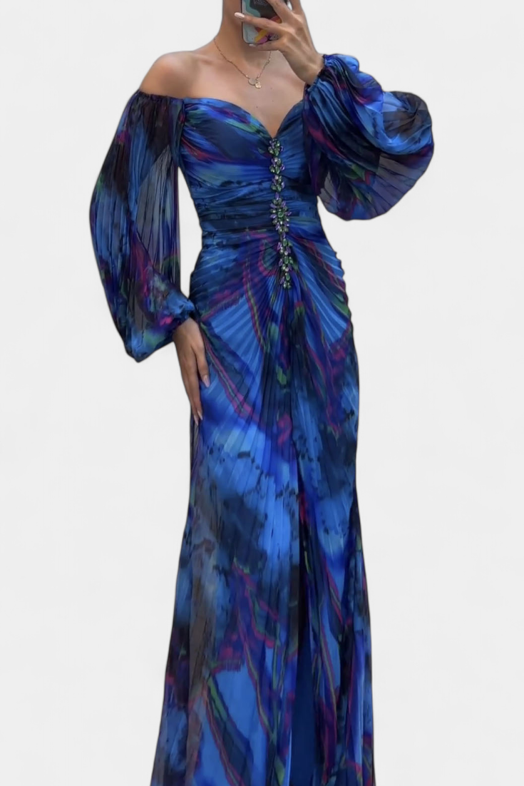 Леона Макси Рокля с Плисиране, Дълги Ръкави и Вибрантни Узорци