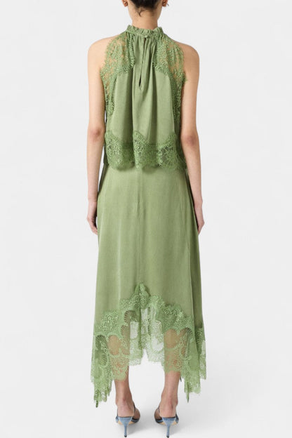 Нада Миди Пола с Дантелени Детайли и Асиметричен Подгъв