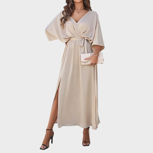 Cvita - Рокля с V-образно деколте